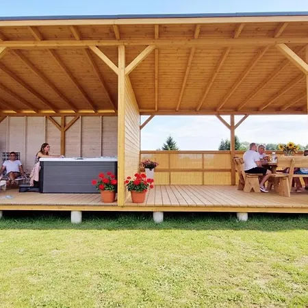 Villa Mazurska Przystan Lötzen